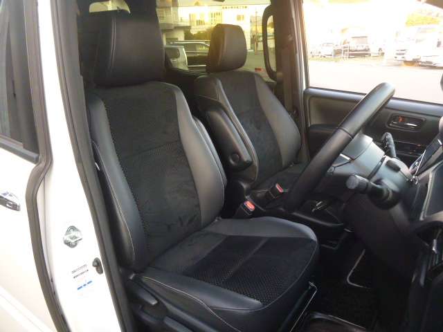 トヨタ ヴォクシー ２．０ ＺＳ 煌ＩＩＩ ４ＷＤ R3年 (北海道) 99