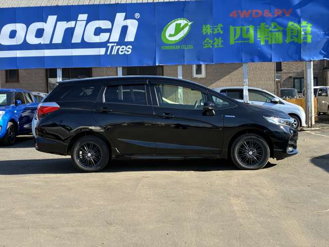 ホンダ シャトル １．５ ハイブリッド ４ＷＤ H29年 (北海道) 99