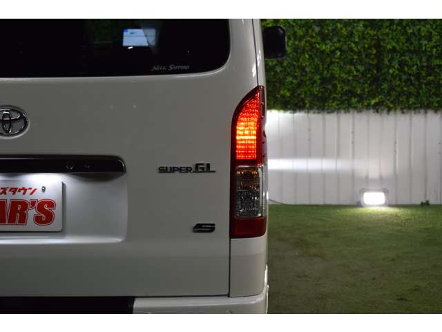 トヨタ ハイエースバン ２．８ スーパーＧＬ ダークプライム Ｓ ロングボディ ディーゼルターボ ４ＷＤ R7年 (北海道) 99