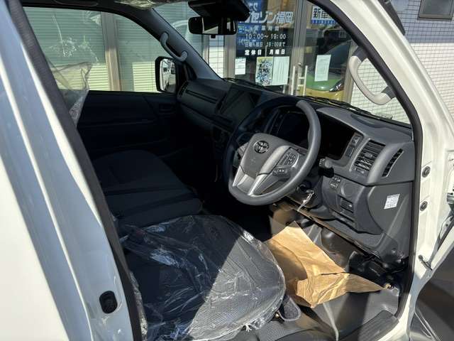 トヨタ ハイエースバン ２．０ ＤＸ ロング ＧＬパッケージ R8年 (九州・沖縄) 99