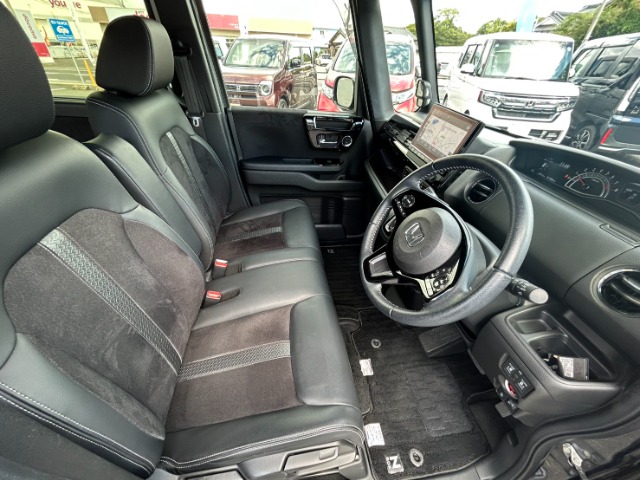 ホンダ Ｎ　ＢＯＸ カスタム ６６０ Ｌ ターボ R5年 (九州・沖縄) 99