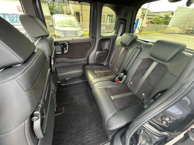 ホンダ Ｎ　ＢＯＸ カスタム ６６０ Ｌ ターボ R5年 (九州・沖縄) 99
