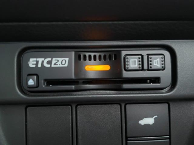 ホンダ ＺＲ－Ｖ ２．０ Ｅ：ＨＥＶ Ｚ R6年 (九州・沖縄) 99