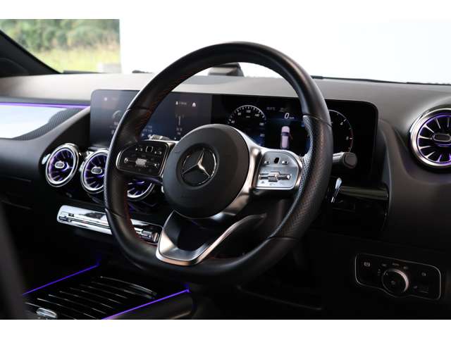 メルセデスベンツ ＧＬＡクラス ＧＬＡ２００ Ｄ ４マチック ＡＭＧラインパッケージ ディーゼルターボ ４ＷＤ R5年 (近畿) 99