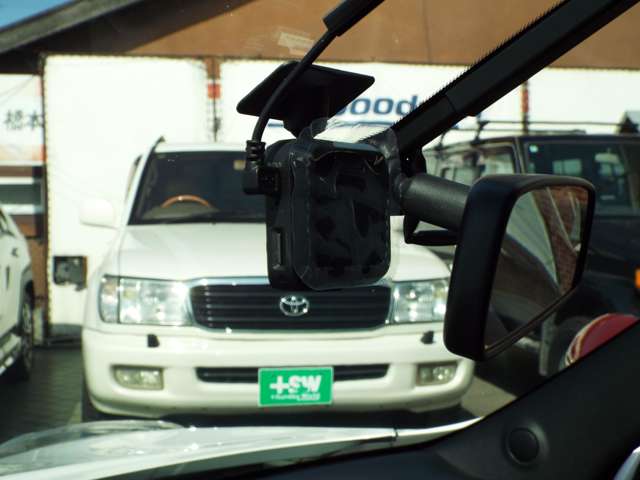 日産 ジューク １．６ ＮＩＳＭＯ ４ＷＤ H25年 (近畿) 99