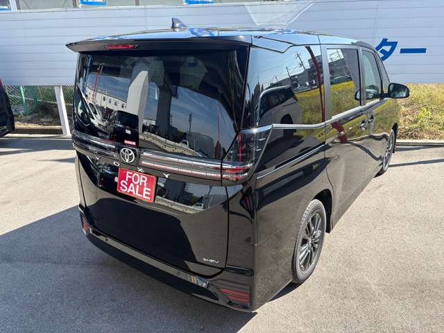 トヨタ ヴォクシー １．８ ハイブリッド Ｓ－Ｇ R8年 (近畿) 99
