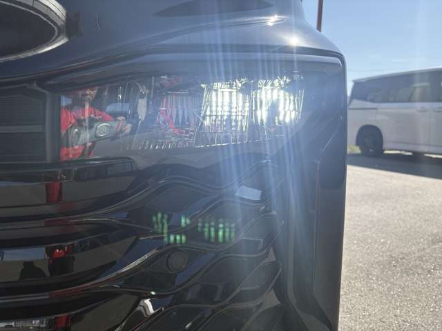トヨタ ヴォクシー １．８ ハイブリッド Ｓ－Ｇ R8年 (近畿) 99