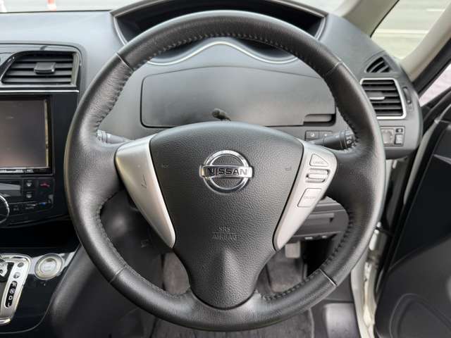 日産 セレナ ２．０ ハイウェイスター Ｓ－ＨＹＢＲＩＤ H24年 (近畿) 99