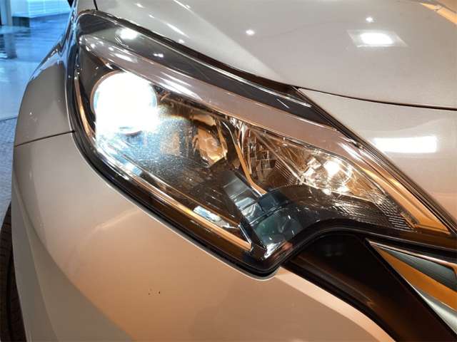 日産 ノート １．２ Ｅ－ＰＯＷＥＲ Ｘ H29年 (近畿) 99