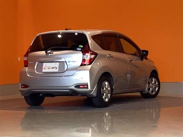 日産 ノート １．２ Ｅ－ＰＯＷＥＲ Ｘ H30年 (近畿) 99