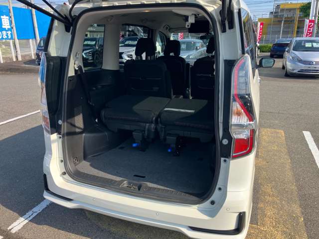 日産 セレナ １．２ Ｅ－ＰＯＷＥＲ ハイウェイスター Ｖ R1年 (関東) 99