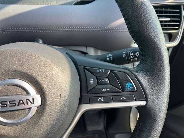 日産 セレナ １．２ Ｅ－ＰＯＷＥＲ ハイウェイスター Ｖ R1年 (関東) 99