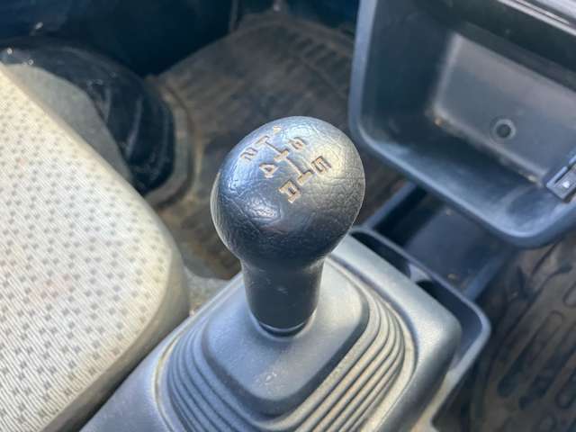スズキ キャリイトラック ６６０ ＫＣスペシャル ３方開 ４ＷＤ R2年 (関東) 99
