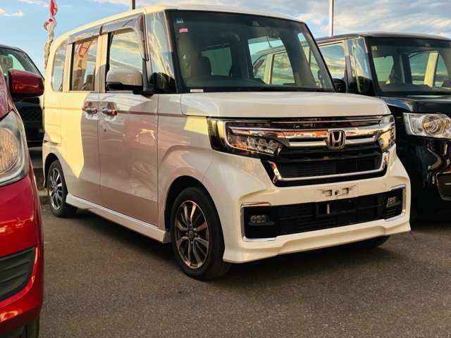 ホンダ Ｎ　ＢＯＸ カスタム ６６０ Ｌ R4年 (関東) 99