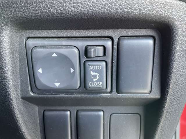 日産 ジューク １．５ １５ＲＸ タイプＶ H23年 (関東) 99