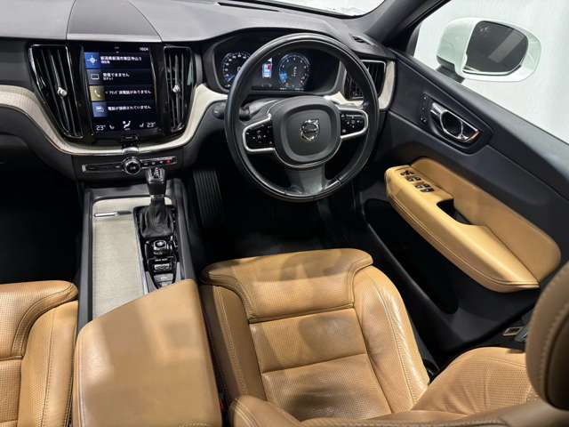 ボルボ ＸＣ６０ Ｔ５ ＡＷＤ インスクリプション ４ＷＤ H29年 () 99
