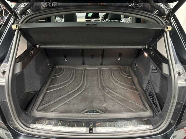 ＢＭＷ Ｘ１ Ｘドライブ １８Ｄ Ｘライン ４ＷＤ R4年 () 99