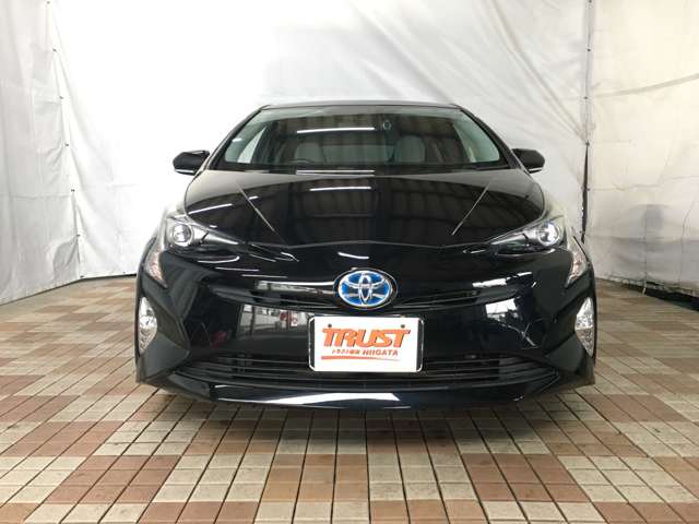 トヨタ プリウス １．８ Ｓ Ｅ－ＦＯＵＲ ４ＷＤ H28年 (甲信越・北陸) 99