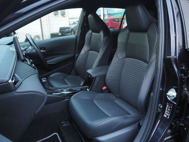 トヨタ カローラ　ツーリング　ハイブリッド １．８ ハイブリッド ＷＸＢ Ｅ－ＦＯＵＲ ４ＷＤ R1年 (甲信越・北陸) 99