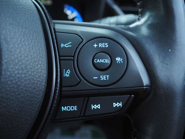 トヨタ カローラ　ツーリング　ハイブリッド １．８ ハイブリッド ＷＸＢ Ｅ－ＦＯＵＲ ４ＷＤ R1年 (甲信越・北陸) 99