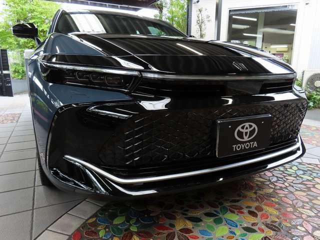 トヨタ クラウン　クロスオーバー　ハイブリッド ２．４ ＲＳ ＴＨＥ ７０ＴＨ Ｅ－ＦＯＵＲ ＡＤＶＡＮＣＥＤ ４ＷＤ R7年 (関東) 99