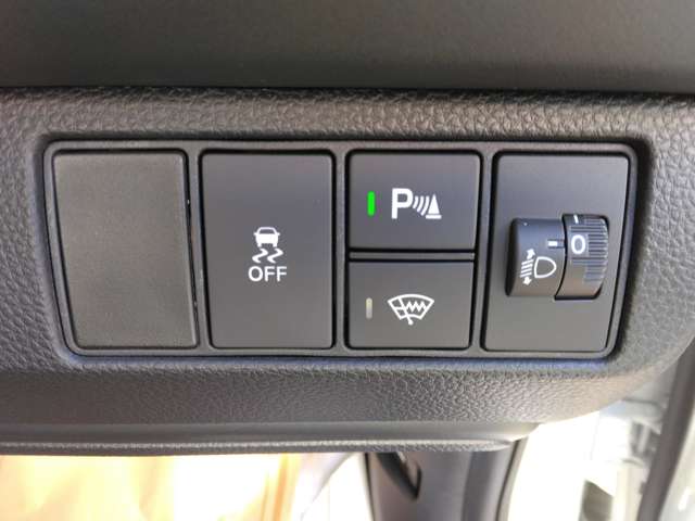 ホンダ ヴェゼル １．５ Ｇ ４ＷＤ R8年 (関東) 99