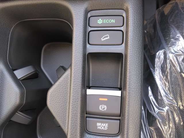 ホンダ ヴェゼル １．５ Ｇ ４ＷＤ R8年 (関東) 99