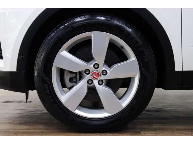 ジャガー Ｅペイス Ｓ ２．０Ｌ Ｐ２００ ４ＷＤ R3年 (関東) 99
