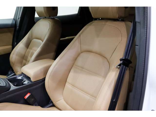 ジャガー Ｅペイス Ｓ ２．０Ｌ Ｐ２００ ４ＷＤ R3年 (関東) 99