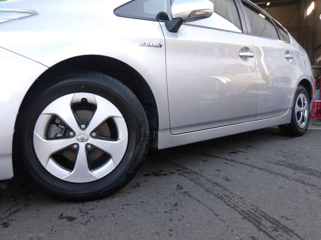 トヨタ プリウス １．８ Ｓ H25年 (東北) 99