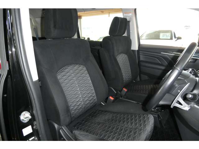 三菱 デリカ　Ｄ：５ アーバンギア ２．２ Ｇ ディーゼルターボ ４ＷＤ R1年 (東北) 99