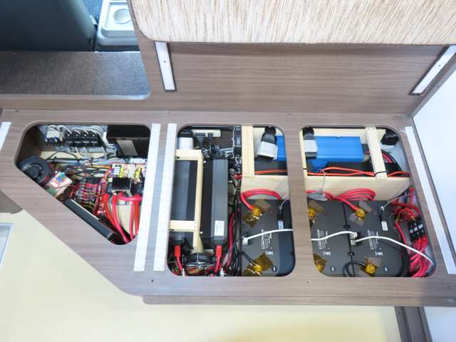 トヨタ カムロード ナッツＲＶ H30年 (関東) 99