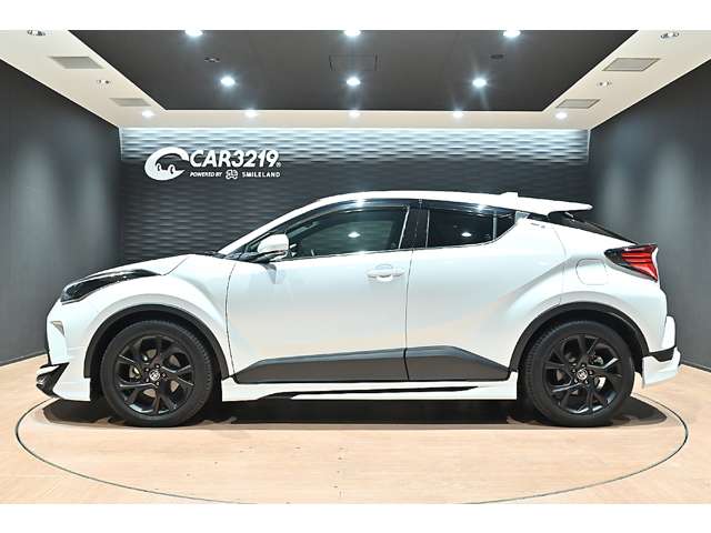 トヨタ Ｃ−ＨＲ ハイブリッド １．８ Ｇ モード ネロ セーフティ プラスＩＩ R4年 (関東) 99