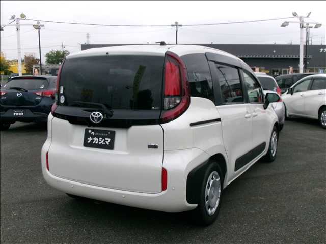トヨタ シエンタ　ハイブリッド ハイブリッド １．５ Ｇ R5年 (関東) 99