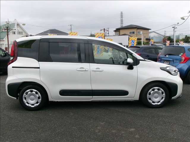 トヨタ シエンタ　ハイブリッド ハイブリッド １．５ Ｇ R5年 (関東) 99