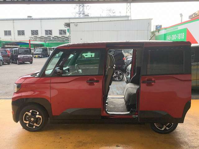 三菱 デリカ　ミニ ６６０ Ｔ プレミアム R7年 () 99