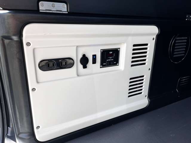 トヨタ ハイエースバン ２．８ダークプライムＩＩマルチロールトランスポーター タイプＩＩ ロング ディーゼルターボ R3年 (関東) 99