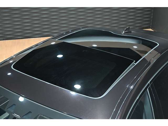 ＢＭＷ ７シリーズ Ｍ７６０ＬＩ Ｘドライブ ４ＷＤ R2年 () 99