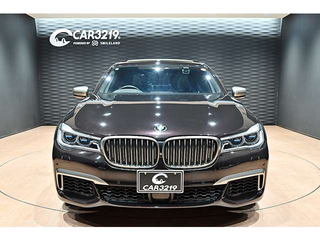ＢＭＷ ７シリーズ Ｍ７６０ＬＩ Ｘドライブ ４ＷＤ R2年 () 99