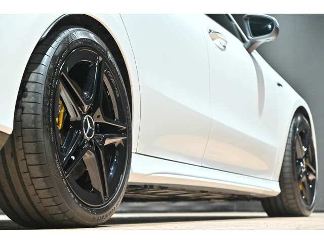 ＡＭＧ ＣＬＡ　シューティングブレーク ＣＬＡ ３５ ４マチック ４ＷＤ R3年 () 99