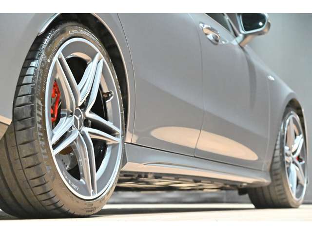 ＡＭＧ ＣＬＡ　シューティングブレーク ＣＬＡ ４５ Ｓ ４マチックプラス ４ＷＤ R2年 () 99