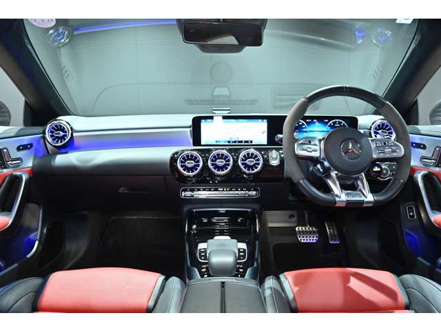 ＡＭＧ ＣＬＡ　シューティングブレーク ＣＬＡ ４５ Ｓ ４マチックプラス ４ＷＤ R2年 () 99