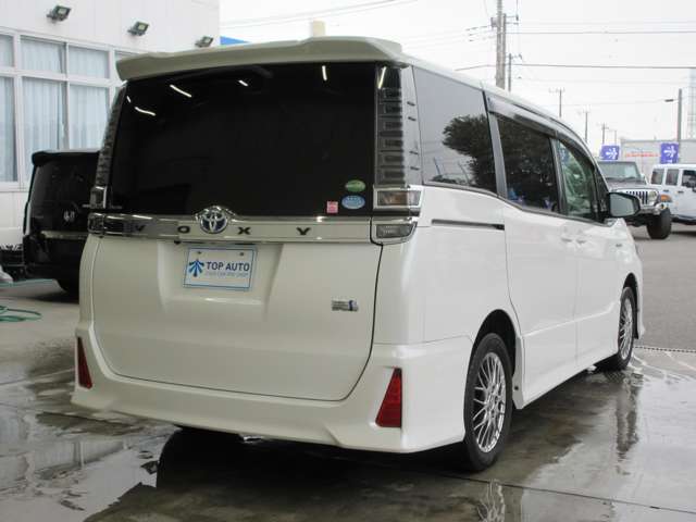 トヨタ ヴォクシー １．８ ハイブリッド ＺＳ H29年 () 99