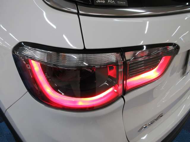 ジープ コンパス リミテッド ４ＷＤ R3年 (関東) 99
