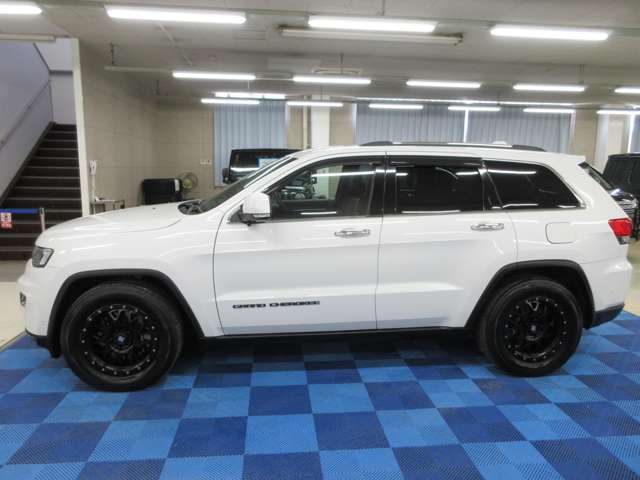 ジープ グランドチェロキー リミテッド ４ＷＤ H29年 (関東) 99