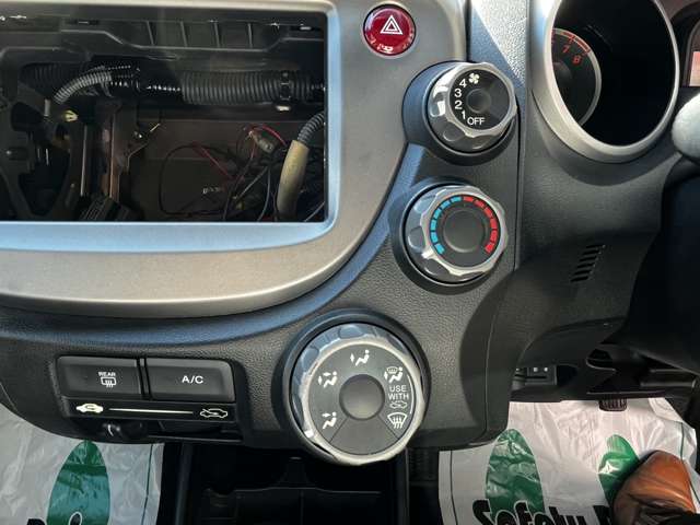 ホンダ フィット １．３ Ｇ スマートセレクション H22年 (関東) 99