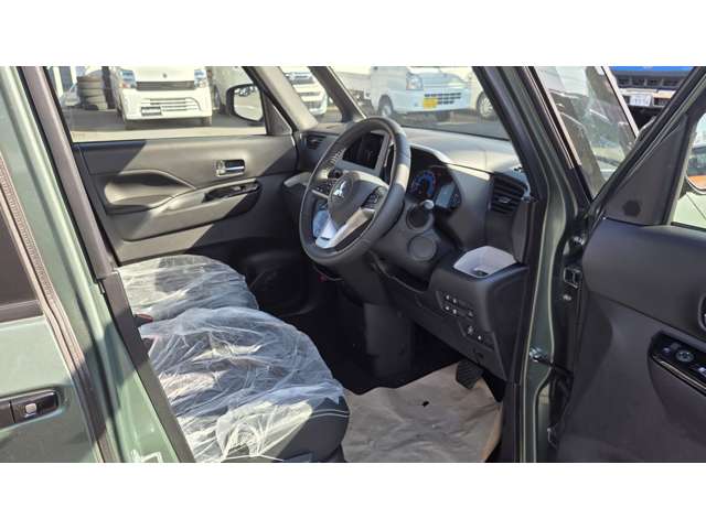 三菱 デリカ　ミニ ６６０ Ｇ プレミアム ４ＷＤ R7年 (関東) 99
