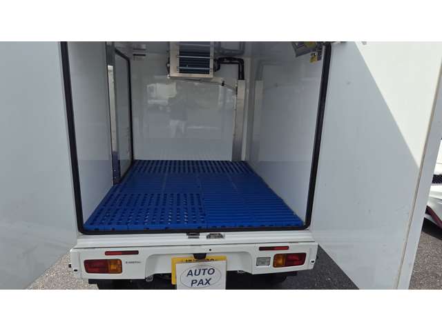 ダイハツ ハイゼットトラック ６６０ ＦＲＰ中温冷凍車 片側スライドドア仕様 ハイルーフ H30年 (関東) 99