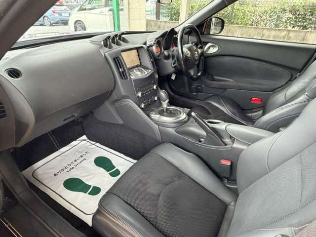 日産 フェアレディＺ ３．７ バージョン Ｔ H23年 () 99