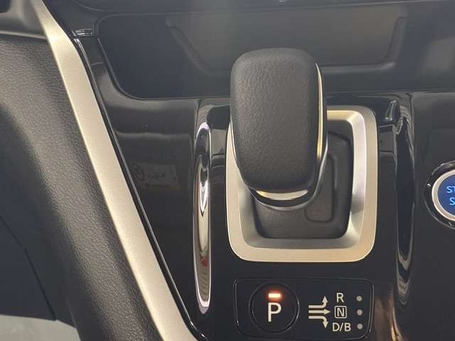 日産 セレナ １．２ Ｅ－ＰＯＷＥＲ ＸＶ H30年 () 99